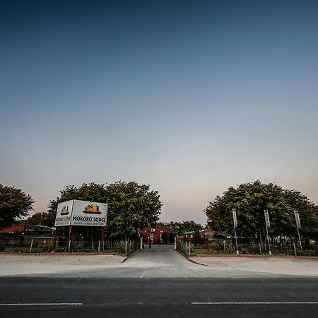 Mokoro Lodge Μαούν Εξωτερικό φωτογραφία