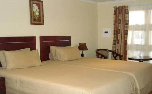 Mokoro Lodge Μαούν Εξωτερικό φωτογραφία