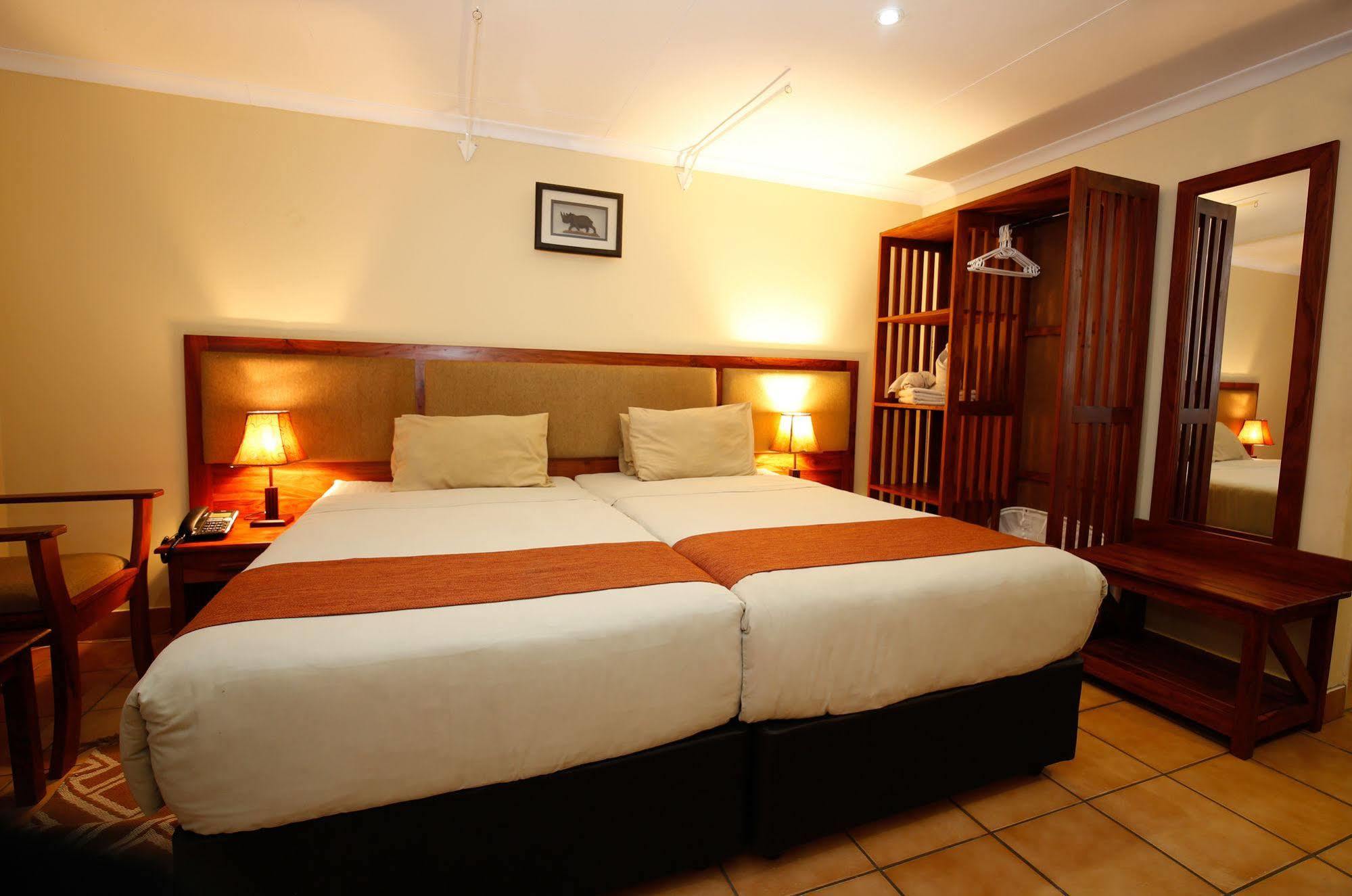 Mokoro Lodge Μαούν Εξωτερικό φωτογραφία